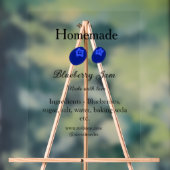 Zelfgemaakte bosbessenjam gemaakt met liefde en te acryl bord (Neutraal)