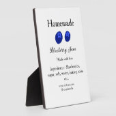 Zelfgemaakte bosbessenjam gemaakt met liefde en te fotoplaat (Zijkant)