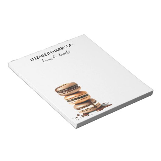 Zelfgemaakte chocolade macarons desserts banketbak notitieblok (Schuin)