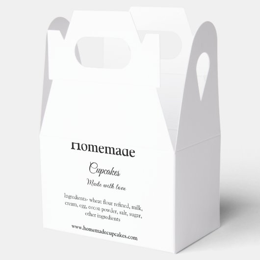 Zelfgemaakte cupcakes gemaakt met liefde tekst toe bedankdoosjes (Geopend)