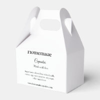 Zelfgemaakte cupcakes gemaakt met liefde tekst toe