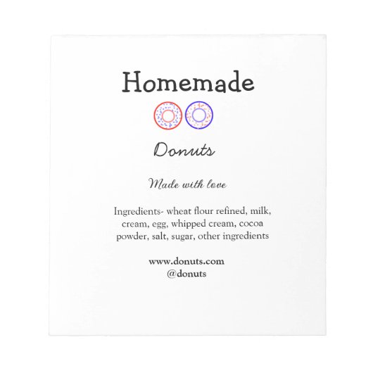Zelfgemaakte donuts gemaakt met liefde en tekst to notitieblok (Voorkant)