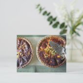Zelfgemaakte quiche voor het ontbijt briefkaart (Staand voorkant)