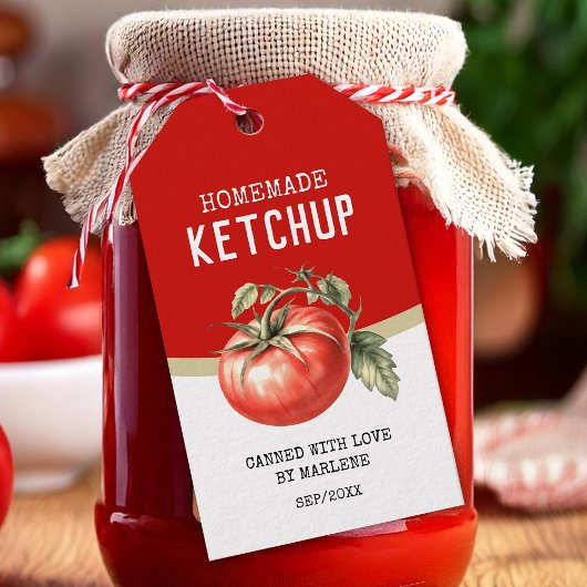 Zelfgemaakte tomaat ketchup met rode tomaat cadeaulabel