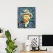 Zelfportret met Felt Pet Vincent van Gogh Poster (Thuiskantoor)