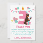 Zelfs honden met een taart naast het cijfer Drie V Bedankkaart (Voorkant)