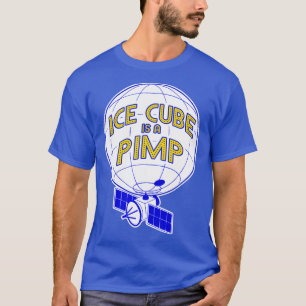 Zelfs zag de lichten van de spion ballon het lezen t-shirt