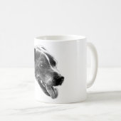 Zelfverzekerde glimlach Pitbull Mix Portret Mok (Voorkant rechts)