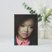 Zelfverzekerde jonge vrouw briefkaart (Staand voorkant)