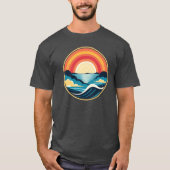 Zen Art Deco Zonsondergang boven water T-shirt (Voorkant)