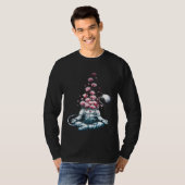 Zen Astronaut Meditating In Space Yoga Namaste Ros T-shirt (Voorkant volledig)