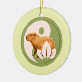 Zen Capybara Yin Yang Vreedzame Natuur Keramisch Ornament (Links)