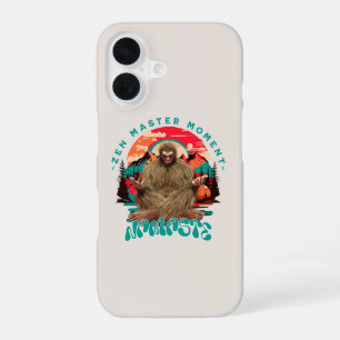 Zen Meester Moment Bigfoot Meditatie Retro Kunst iPhone 16 Hoesje