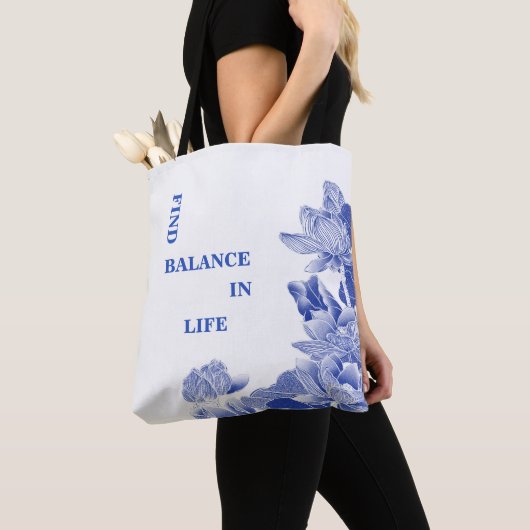 Zen Quote Blue & White Lotus Flower Mandala Tote Bag (Dichtbij)