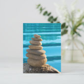 Zen stone tower with blue water postcard briefkaart (Staand voorkant)