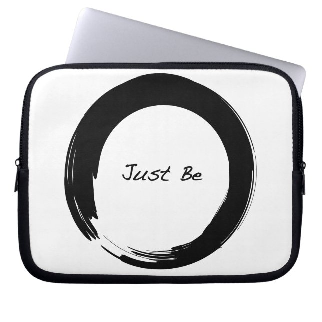 Zen-symbool met "Just be" Laptop Sleeve (Voorkant)
