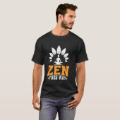 Zen Your Way meditatie T-shirt (Voorkant volledig)