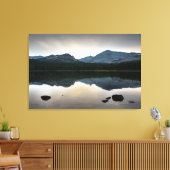Zenreflecties in een bergmeer canvas afdruk (Insitu (Woonkamer))