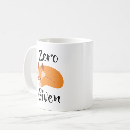 Zero Fox bij mok koffie (Voorkant links)