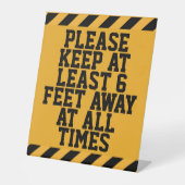 Zes feet sociale vervorming reclamebord met voetstuk (Voorkant)