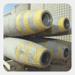 Zes GBU-12 bommen zitten in een rek Vierkante Sticker