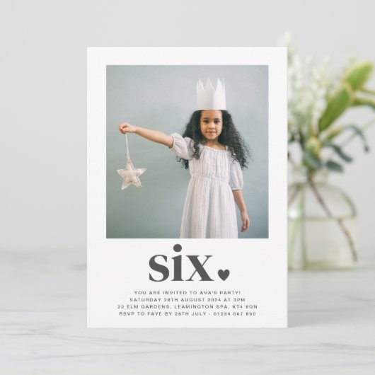 Zes hart - vierkant foto - uitnodiging op zaterdag (Staand voorkant)