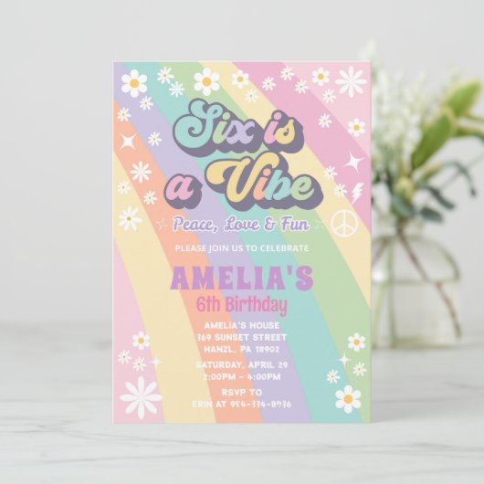 Zes is een vibe verjaardag uitnodiging (Staand voorkant)