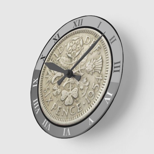 ZES PENCE-COIN RONDE KLOK (Hoek)