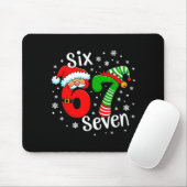 Zes Zeven 67 Meme 6 7 Elf Kerstman Kerstmis Muismat (Met muis)