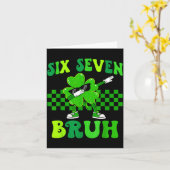 Zes zeven 67 meme cool St. Patrick's Day jongens m Kaart (Gele Bloem)