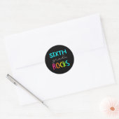 Zesde graad Rocks Team 6e graad leraar Ronde Sticker (Envelop)