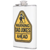 Zet je schrap: papa grapt op handen heupfles (Links)