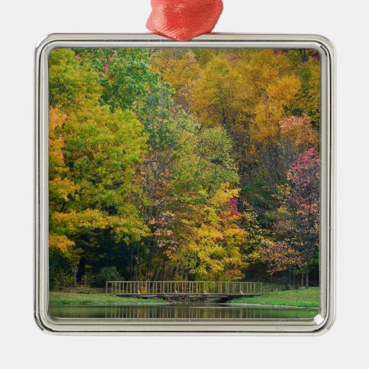 Zeven Herfst Bridge II Autumn Landschap Metalen Ornament (Voorkant)