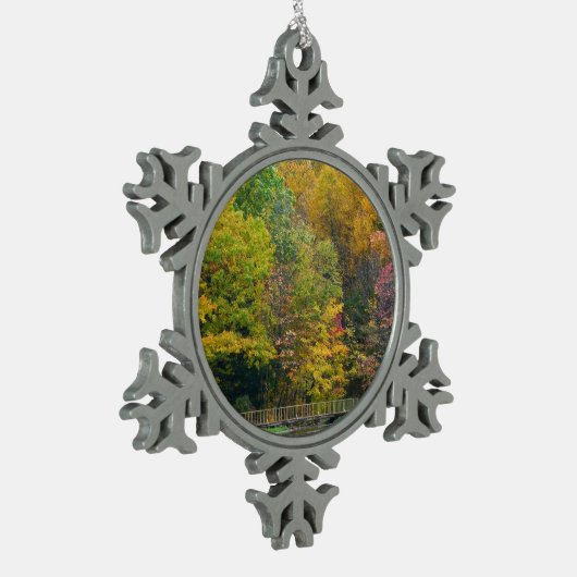 Zeven Herfst Bridge II Autumn Landschap Tin Sneeuwvlok Ornament (Links)