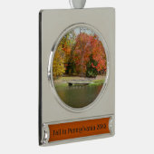 Zeven Herfst Bridge III Autumn Landschap Verzilverd Banner Ornament (Rechts)