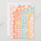 Zeven is een vibe regenboog daisy 7e verjaardagsfe kaart (Voorkant)
