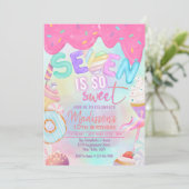 zeven is zo lieve Marshmallow uitnodiging (Staand voorkant)