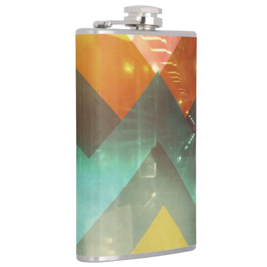 Zeven Oranje Abstracte Techno-driehoeken Heupfles (Rechts)