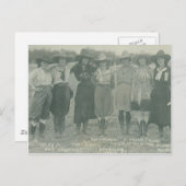 Zeven rodeoveedrijfsters die voor een foto stellen briefkaart (Voorkant / Achterkant)