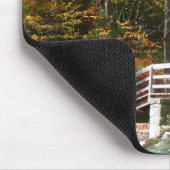 Zeven Springs Fall Bridge I Herfstlandschap Muismat (Hoek)