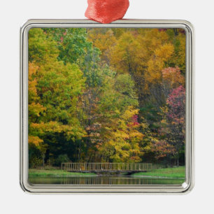 Zeven Springs Fall Bridge II Herfstlandschap Metalen Ornament