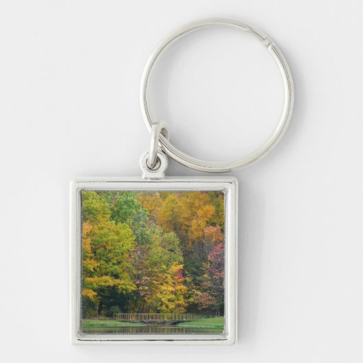 Zeven Springs Fall Bridge II Herfstlandschap Sleutelhanger (Voorkant)