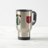 ZEVENDE SPECIALE KRACHTENGROEP TRAVEL MUG REISBEKER (Voorkant rechts)