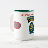 ZEVENDE SPECIALE KRACHTENGROEP TWEEKLEURIGE KOFFIEMOK (Voorkant links)