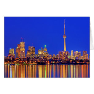 Zicht op de skyline van Downtown Toronto 's nachts