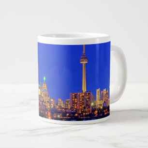 Zicht op de skyline van Downtown Toronto 's nachts Grote Koffiekop