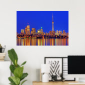 Zicht op de skyline van Downtown Toronto 's nachts Poster (Thuiskantoor)