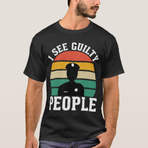 Zie de hulpfunctionaris voor hulpverlening aan hul t-shirt