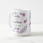 Zielen versmolten van bij het begin koffiemok (Voorkant links)