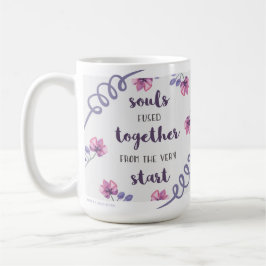 Zielen versmolten van bij het begin koffiemok